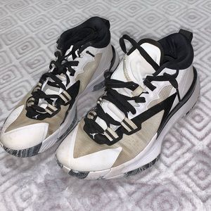 Basketball Sneakers MENS 7.5